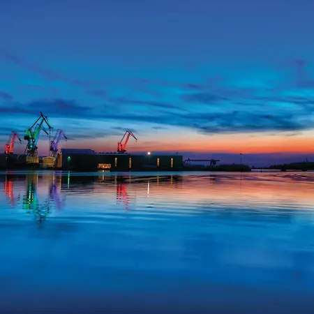 Cozy In With Wifi Apartment